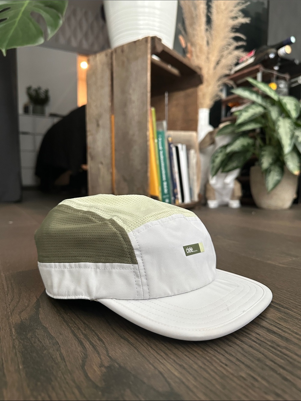 Unisex 5-Panel Performance Cap in Olive & White